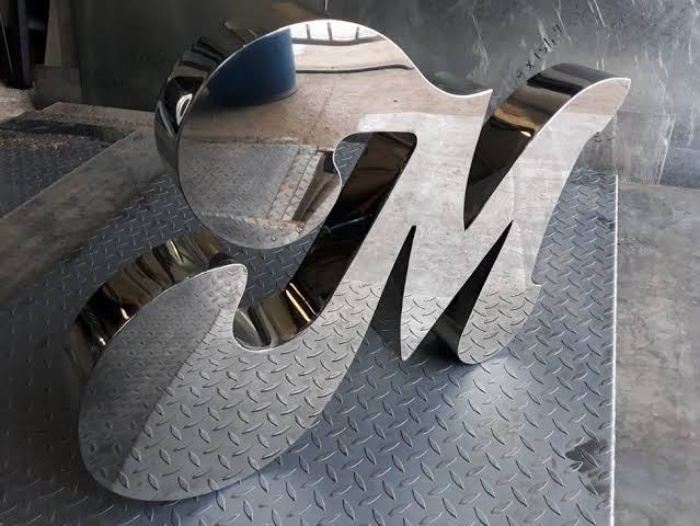 Trabajo Helvetica 1